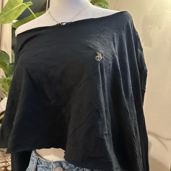 Cropped Long Sleeve - Picture 3 of 3